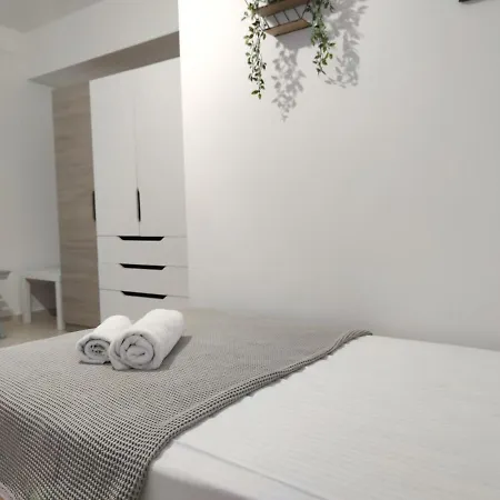 Apartment Karma - 2 Bedroom